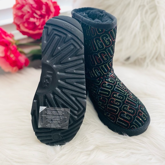 Kids UGG Multicolored Logo Boots - Picture 8 of 10